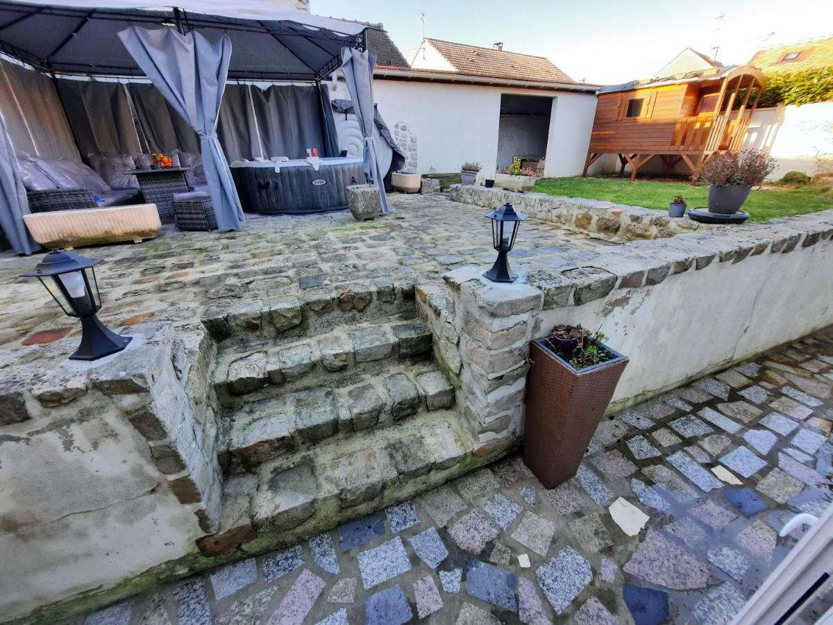 Villa Confortable Avec Jacuzzi A Chevannes Chevannes  Exterior photo